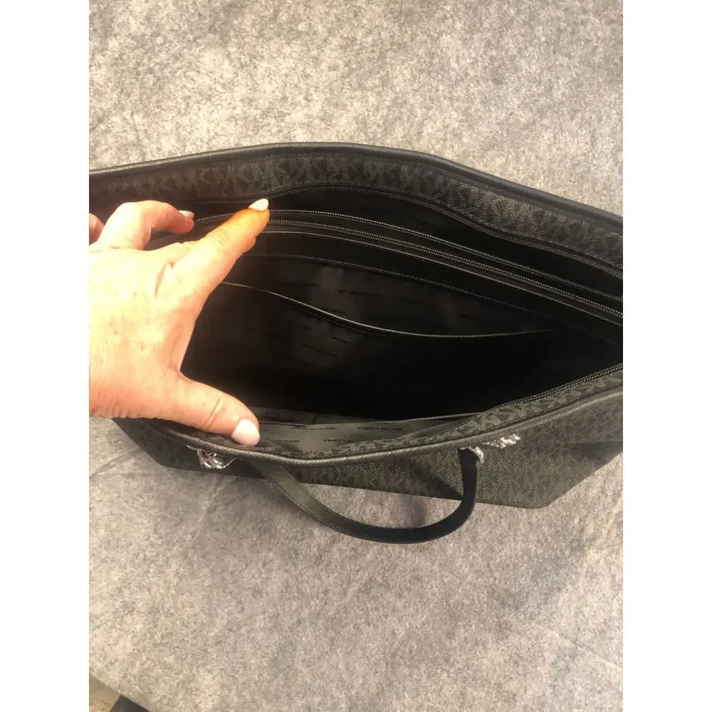 Michael Kors Black MK Logo Jet Set Travel Tote Tablet Zip NWOT - Picture 3 of 10